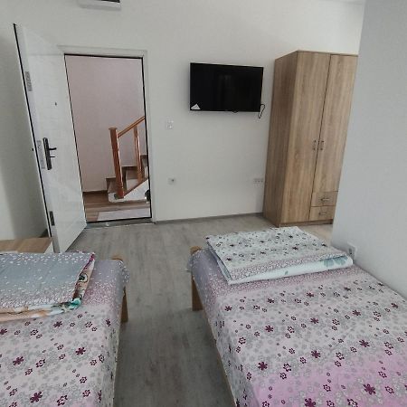 Apartmani 15 Cetinje Dış mekan fotoğraf