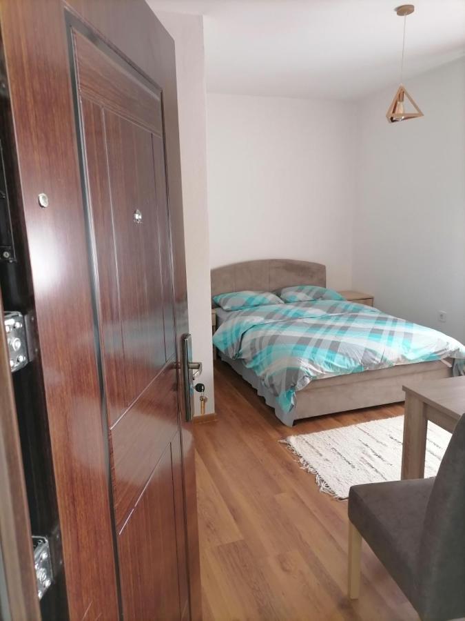 Apartmani 15 Cetinje Dış mekan fotoğraf