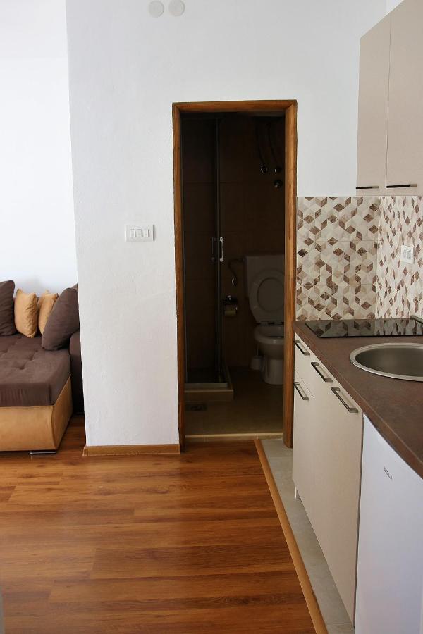 Apartmani 15 Cetinje Dış mekan fotoğraf